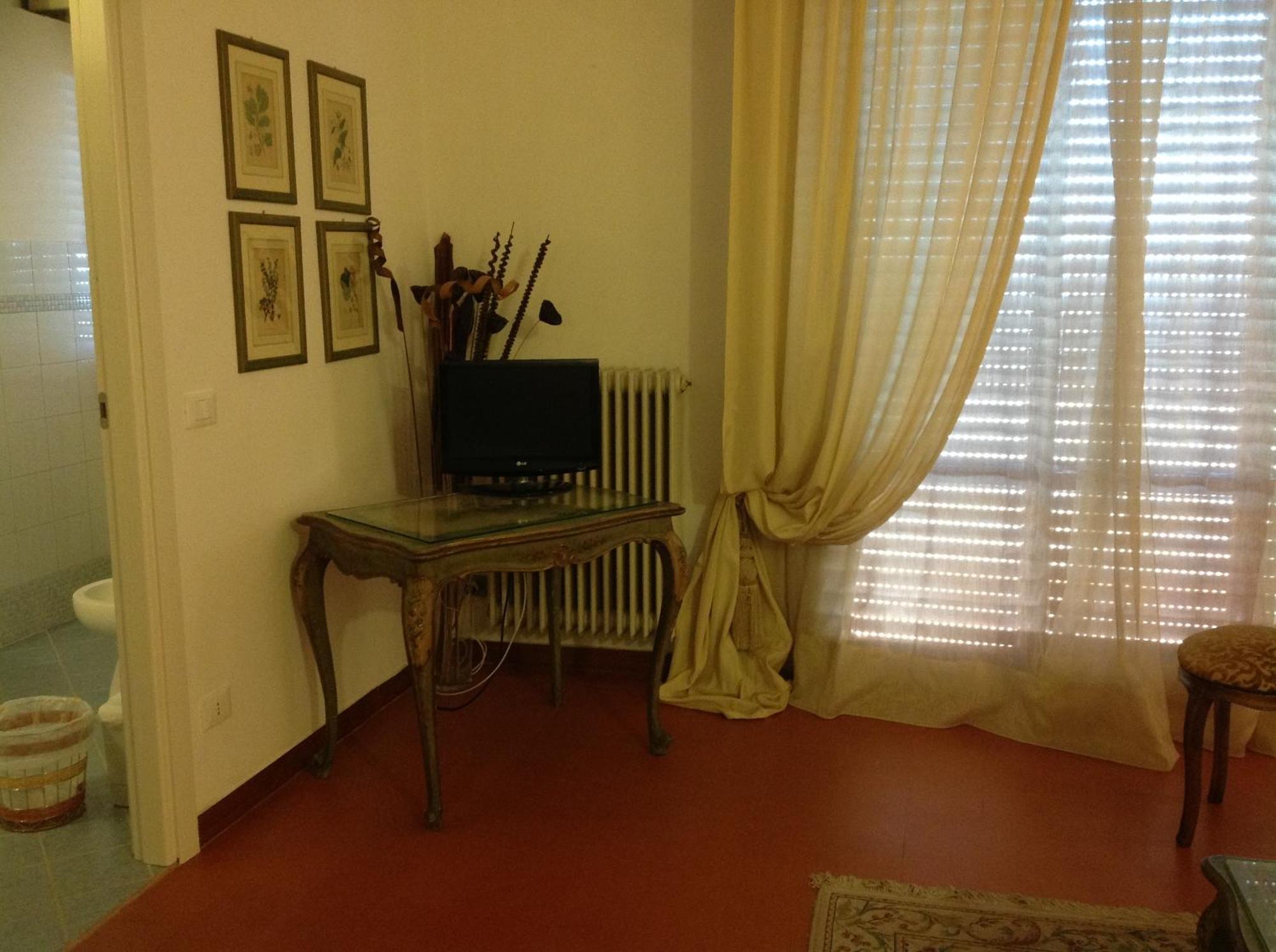 Cisanello House Hotel ปิซา ภายนอก รูปภาพ
