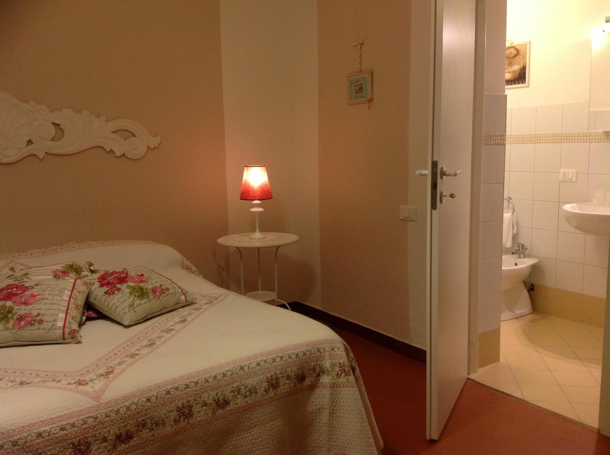 Cisanello House Hotel ปิซา ภายนอก รูปภาพ