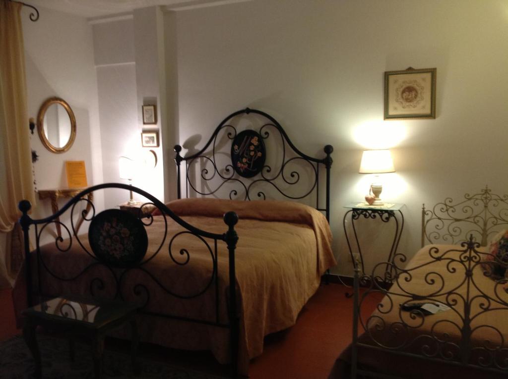 Cisanello House Hotel ปิซา ภายนอก รูปภาพ
