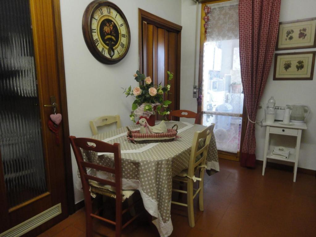 Cisanello House Hotel ปิซา ภายนอก รูปภาพ